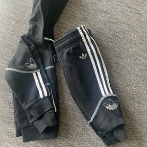 Adidas baby 9-12months track suit set